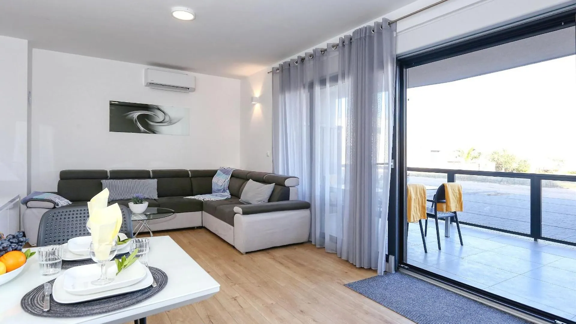 Apartment Wali Nin
