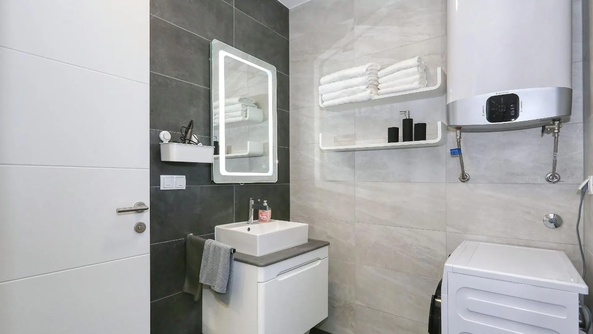 Apartment Wali Nin Croatia