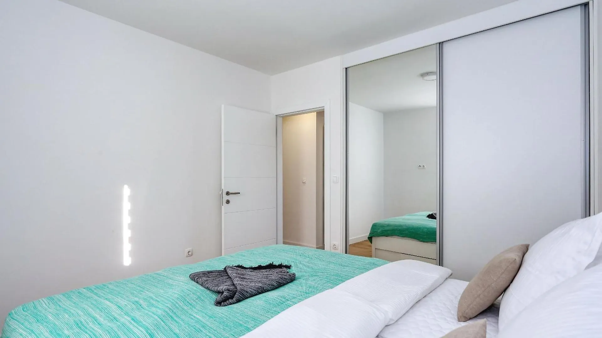 Apartment Wali Nin 0*,