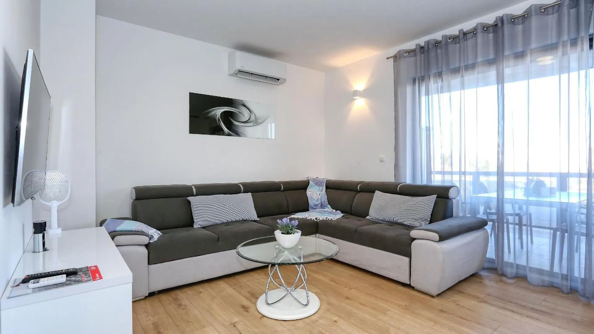 Apartment Wali Nin